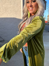 3853 Velvet Duster Kelly Green