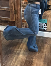 95 Judy Blue Pull On Flare