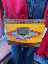 733  Up Cycle Crossbody