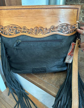 2566 Leather Handbag