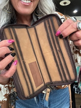 5130 Leather Crossbody