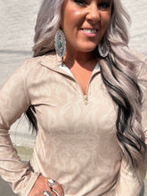 4898 Dusty Roads Pullover