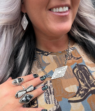 5286 Aztec Necklace