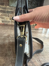 5342 Leather Round Purse