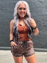 5329 Kitty Queen Shorts