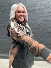 5460 The Go To Hoodie