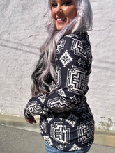 4973 Down in the Hills Pullover