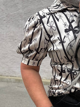 5164 Rustic Ribbons Snap Top