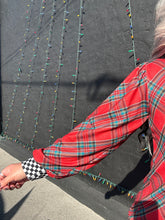 5512 Merry and Checked Top