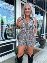 4212 Aztec Illusion Shorts