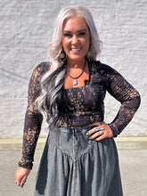 4793 Dark Flower Top