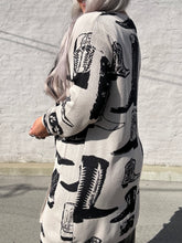 4885 Boots a Million Cardi