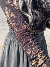 4793 Dark Flower Top