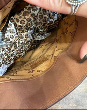 2566 Leather Handbag