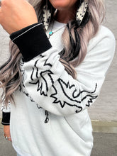 5004 Ryon Roper Sweater