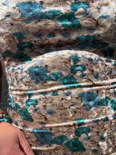 5444 The Turquoise Flower Dress