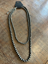 5493 Faux Navajo Beads