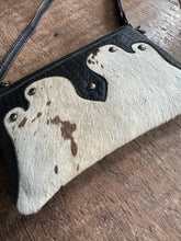5343 Leather Crossbody