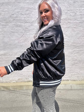 4252 Long Live Bomber