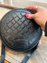 4147 Leather Canteen Purse