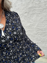 3131 Floral Smocked Blouse