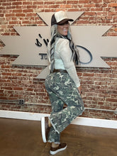 5564 Camo Kreek Denim