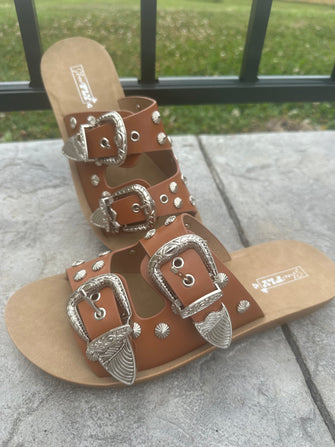 4789 Buckle Downs Sandals