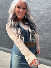 5394 Put it in Neutral Lace Top