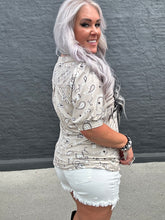 5298 The Paisley Top