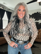 5562 Speckled Dune Mesh Top