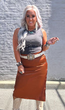 4535 Slitastic Skirt Saddle