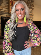 3935 Floral Grunge Top