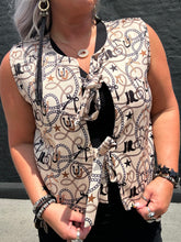 5255 Rusty Links Vest