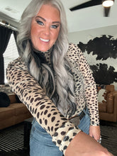 5562 Speckled Dune Mesh Top