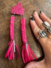 3988 Leather Braid Earrings Pink