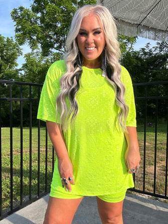 4477 Chillville Tunic Highlighter