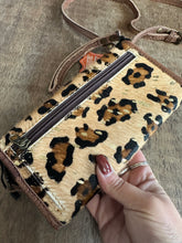 2565 Leather Wallet Crossbody