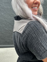 5302 Rank Retro Black