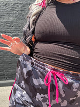 5156 In Plain Sight Shorts