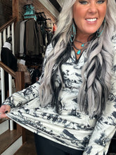 5557 Spirit of the Plains Pullover