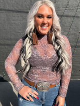 5390 Eyes on You Top