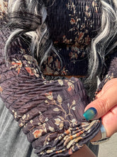 4793 Dark Flower Top