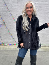 3895 Caping it Cool Top