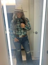 5082 Cyan Canyon Top