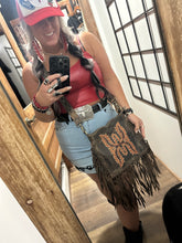 5338 Rustic Leather Purse