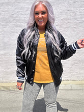 4252 Long Live Bomber