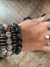 4650 BW Bracelets