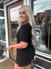 3016 Simple Black Top