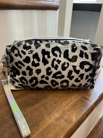 400 Leopard Cosmetic Bag